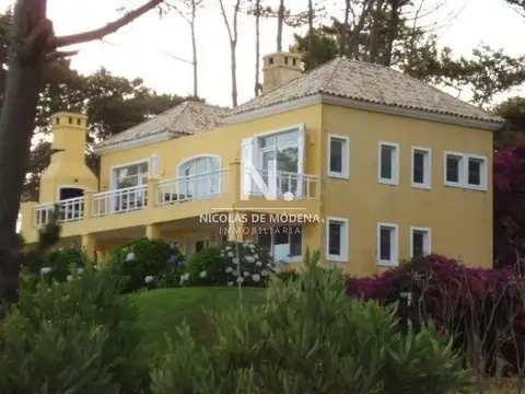 Casa en Venta de 5 dormitorios