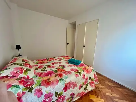 DEPTO 3 AMB FRENTE AL H ITALIANO, IDEAL ESTRUDIANTES O INVERSION 