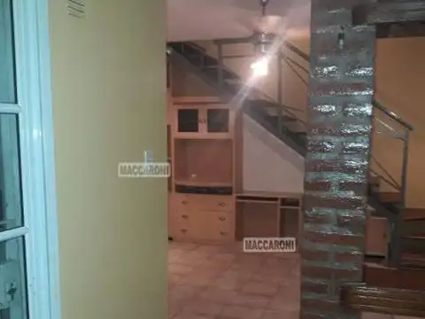 Depto Tipo Casa en Alquiler en Mataderos, $ 780.000