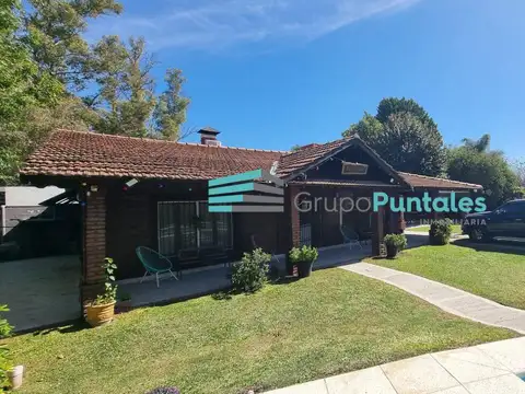 Casa en Venta con 2 cocheras