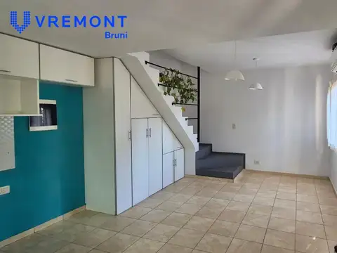 Departamento en Alquiler con 1 cocheras