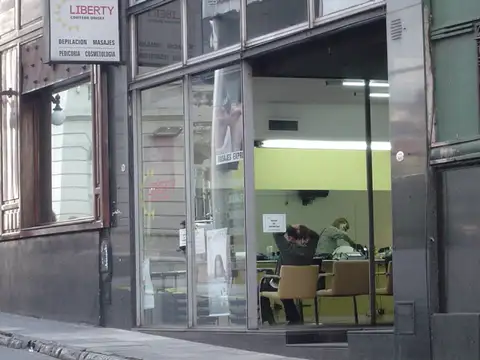 150m2 local en excelente ubicación