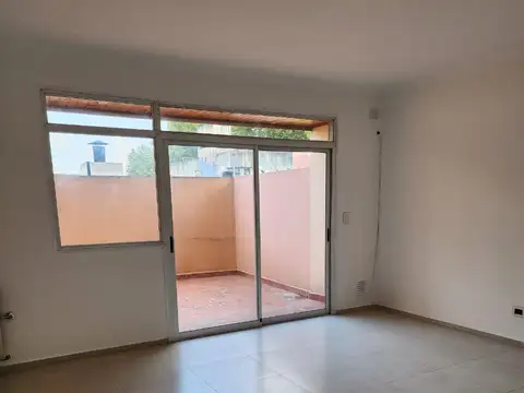 EN VENTA departamento Monoambiente amplio y luminoso.