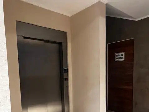 Departamento en Venta en Villa del Parque, USD 75.000