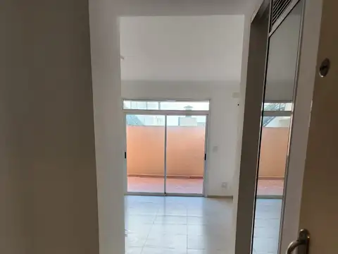 Av. Alvarez Jonte 3200, Piso 1