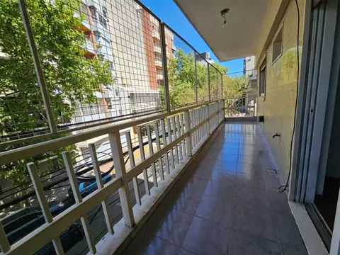 DEPARTAMENTO 3 AMBIENTES FRTE BALCON  PARQUE CHACABUCO