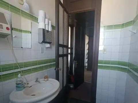 Oficina en Venta en Cordon , USD 230.000