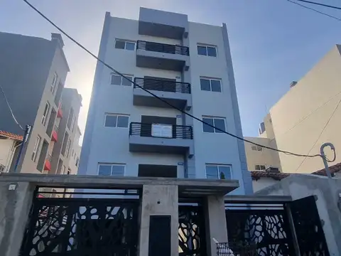 EN VENTA EN EL PALOMAR DEPARTAMENTOS DE 2 AMBIENTES AL FRENTE; VENTA EN POZO - FICHA 8003