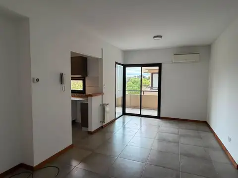 Departamento en Alquiler en Monte Grande, $ 750.000