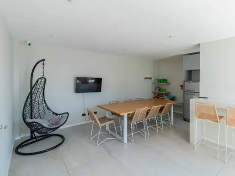 Luminoso 2 Ambientes Piso 7 con Balcones y Amenities