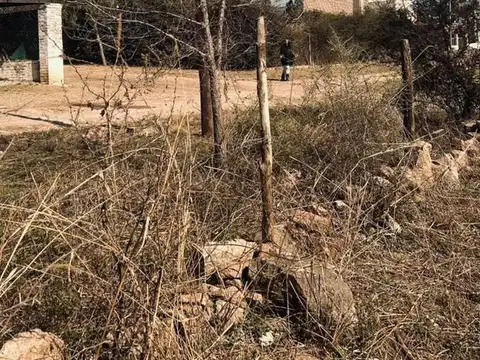 Terreno en Venta en Villa Parque Siquiman, USD 10.600