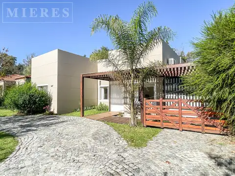 Casa en venta en barrio La Arboleda Ingeniero Maschwitz