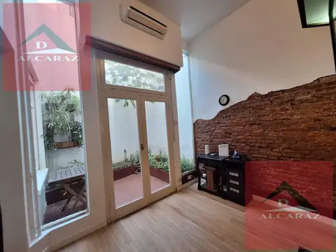 MARIO BRAVO 300, DEPARTAMENTO ATÍPICO CON PATIO!!!