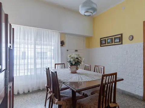 Depto Tipo Casa en Venta en Villa Ballester, USD 67.000