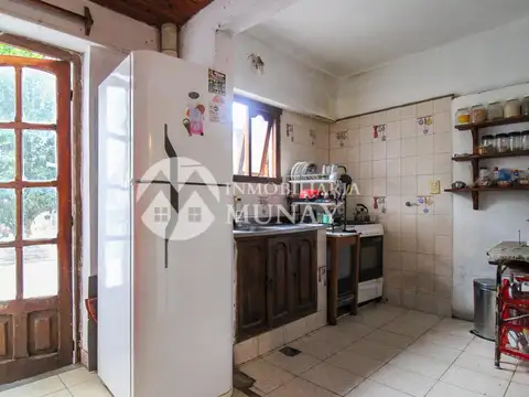 Casa 10 ambientes con 6 baños