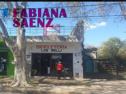 Casa con local comercial En venta OPORTUNIDAD