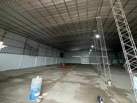 Galpón 1500m2 sobre ruta 11 a estrenar 