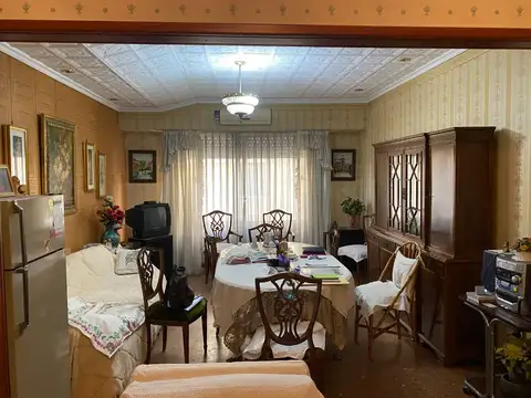 Dr Ignacio Arieta 1900, Piso 1