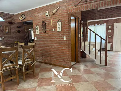 Casa en Venta en Carilo, USD 311.000