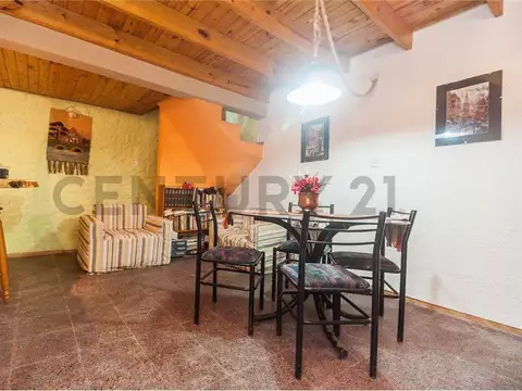 Castro Barros 15000, Piso 0