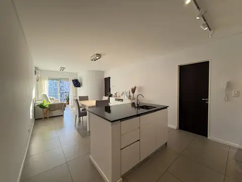 Departamento en venta un dormitorio comodin balcon parrillero amenities