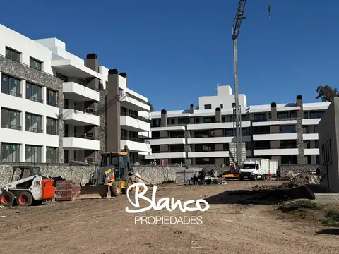 Departamento en Venta con 1 cochera