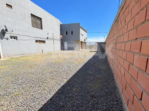 Depto Tipo Casa en Venta con 4 cocheras