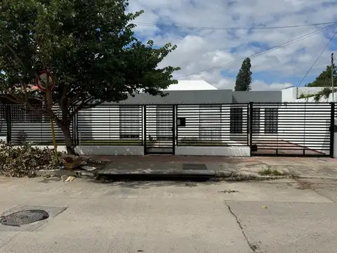 Casa en Venta en Cerro De Las Rosas, USD 110.000