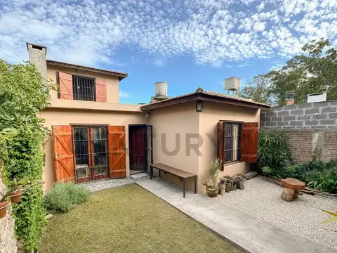 VENTA PH  3AMBIENTES  CON PATIO, JARDÍN Y PARRILLA 9 DE JULIO