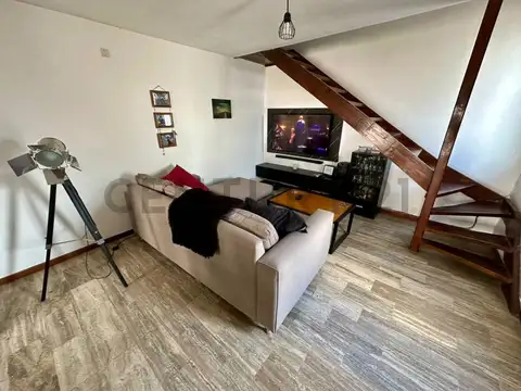 Ayacucho 6600, Piso 0