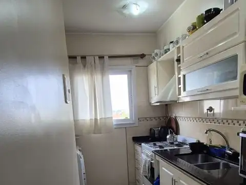 Venta Dpto. 2 amb con COCHERA, AMPLIO BALCON