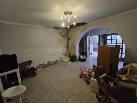 Depto Tipo Casa en Venta en Lanus Este, USD 79.000