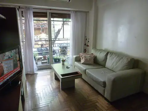 Vidal 1600, Piso 1