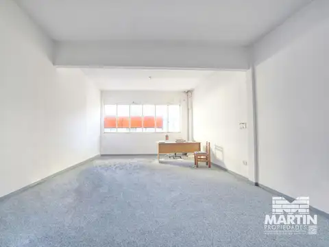 Oficina Apto Profesional de un Ambiente Divisible en Martínez