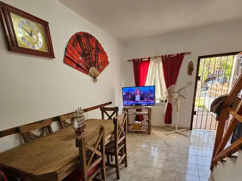 Depto Tipo Casa en Venta de 4 ambientes