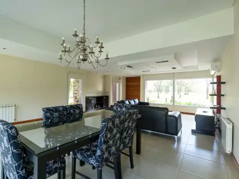 Casa en Venta en Haras Del Sur, USD 365.000