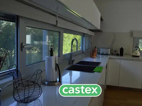 Casa en Venta al Noroeste