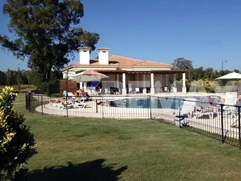 VENTA LOTE BARRIO CERRADO PINARES CAP.DEL SEÑOR