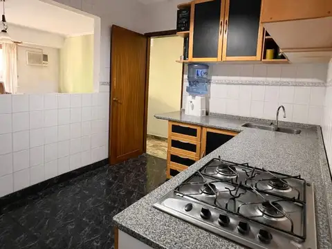 Depto Tipo Casa en Venta en Flores, USD 86.000