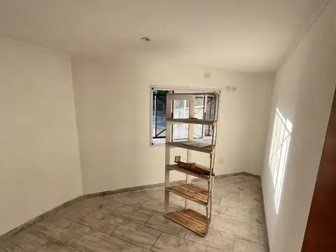 Depto Tipo Casa 3 ambientes con 1 baño
