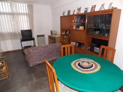 Depto Tipo Casa en Alquiler de 1 dormitorio