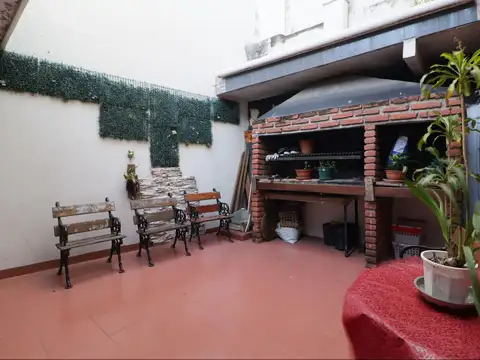 VENTA CASA VILLA ORTUZAR 4 AMB PATIO COCHERA