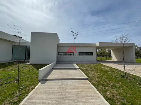 Altos de Campo Grande, Pilar 100