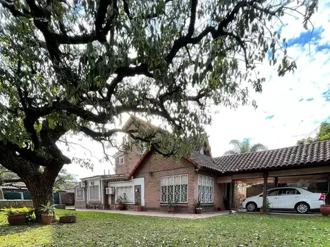 Las Torcazas 730  Esquina Mitre