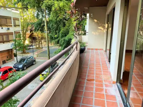 Departamento 4 ambientes con 4 baños