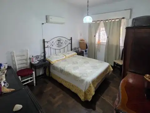 Venta de Casa 3 Ambientes en Villa Luzuriaga