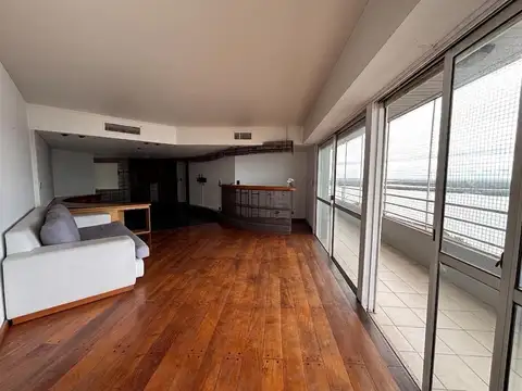 Departamento 7 ambientes con 2 baños