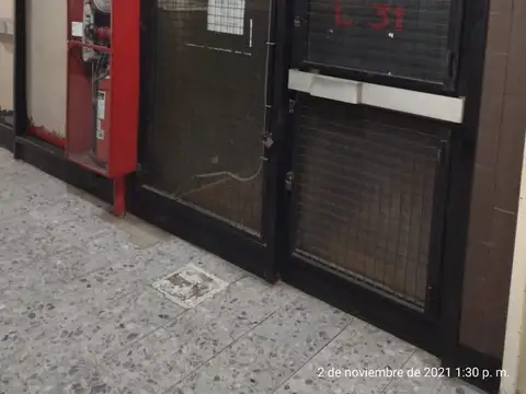 Vendo x Viaje local galería  A Pasos Obelisco!