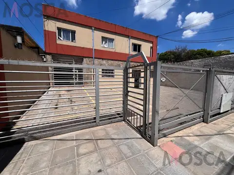 3 ambientes planta baja en Moreno centro vendo
