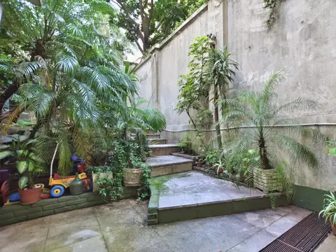 Departamento 5 ambientes con 2 baños